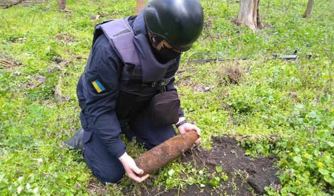 Піротехніками на Луганщині виявлено та знищено 20 вибухонебезпечних предмети 
