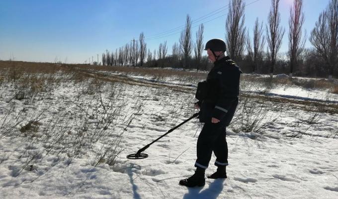 Піротехніками на Луганщині виявлено та вилучено 42 одиниці вибухонебезпечних предметів 