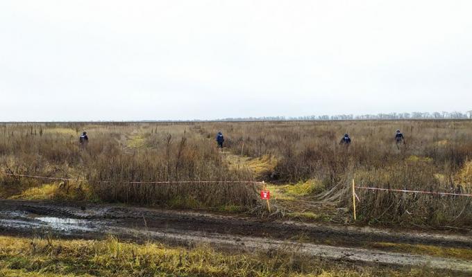 Піротехніками на Луганщині виявлено та вилучено 44 одиниці вибухонебезпечних предметів 