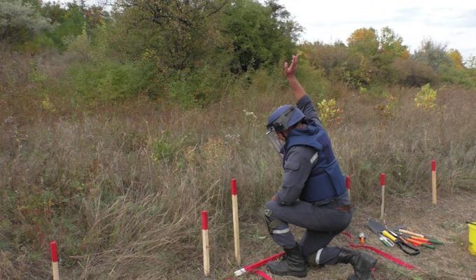 Піротехніками на Луганщині виявлено та вилучено 57 одиниць вибухонебезпечних предметів 