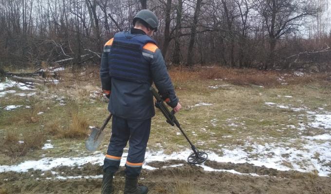 Піротехніками на Луганщині виявлено та вилучено 40 артилерійських снарядів 