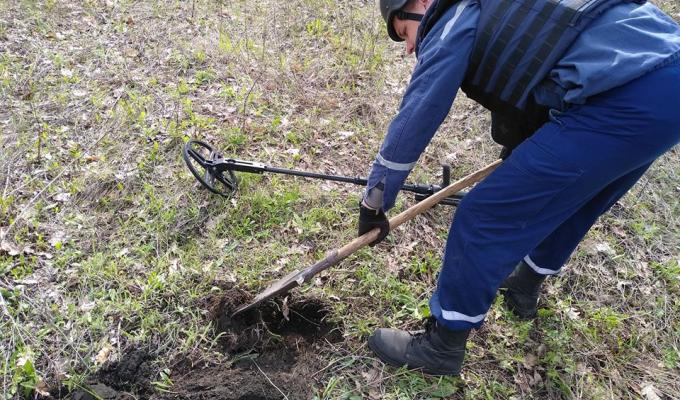 Піротехніками на Луганщині виявлено та знищено вісім вибухонебезпечних предметів 