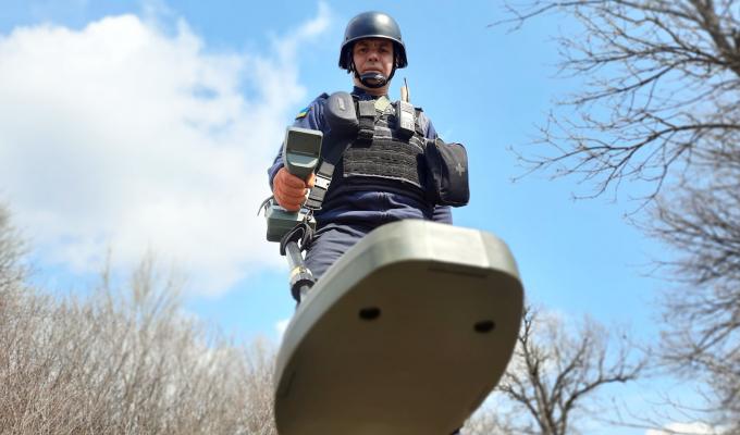 Піротехніками на Луганщині виявлено та вилучено 36 мінометних мін