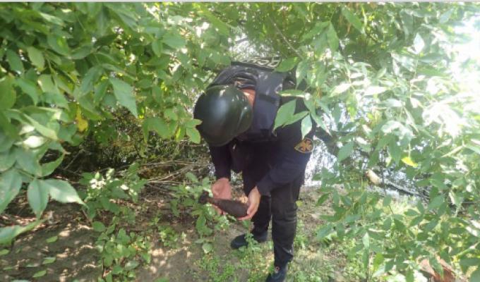 Піротехніками на Луганщині виявлено та вилучено 57 вибухонебезпечних предметів