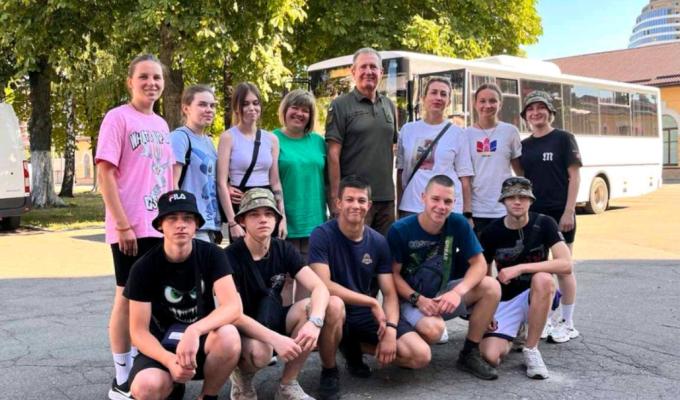 Юнаки та дівчата Луганського обласного військового ліцею вирушили до міжнародного табору у Республіку Литва