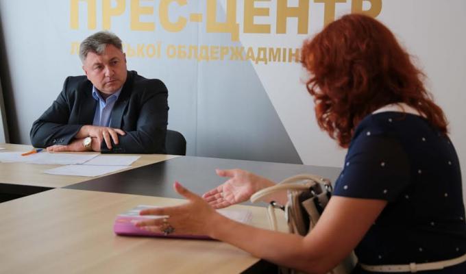 Затверджено графік виїзних особистих прийомів громадян головою обласної державної адміністрації – керівником  обласної військово-цивільної адміністрації та його заступниками у січні-лютому  2017 року