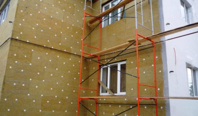 З 1 грудня діють нові ДБН щодо фасадної теплоізоляції, які дозволять щорічно заощаджувати до 15 % тепла
