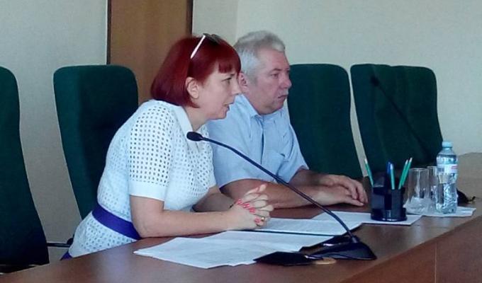 Важливим питанням залишається впровадження в дію урядових програм підтримки аграрного сектору на Луганщині.