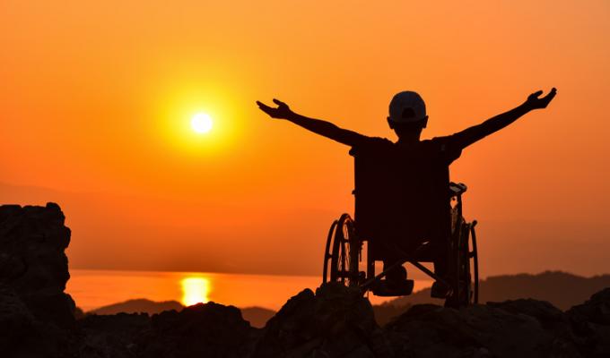 Україна має підвищити відповідальність за недотримання вимог доступності для людей з інвалідністю до будівель і споруд