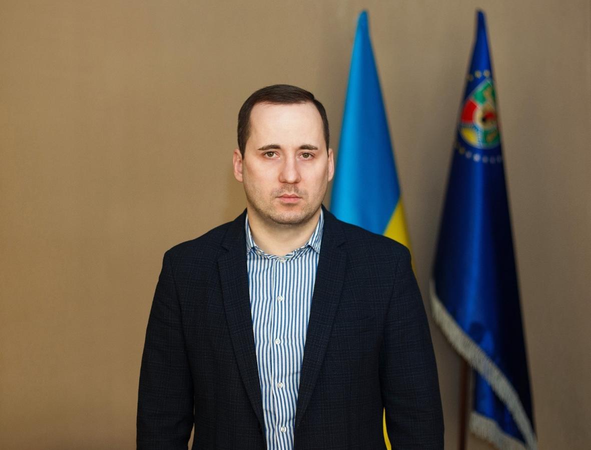 Наш пріоритет – підтримка Сил оборони і людей, які втратили дім, але не втратили зв’язок зі Старобільщиною, – Володимир Череватий про підсумки роботи РДА у 2025 році 