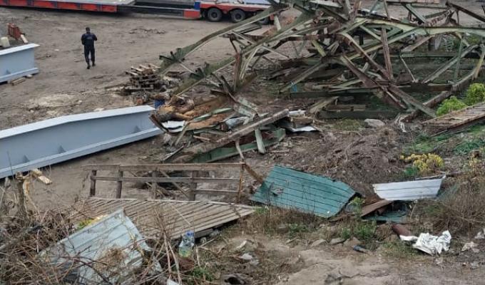 Єднаємо Луганщину: біля КПВВ «Станиця Луганська» зводять опори мосту