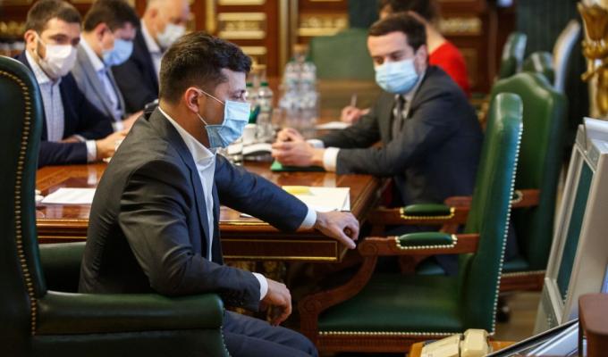 Україна готується до відкриття перших КПВВ на лінії розмежування в зоні проведення ООС – нарада під головуванням Президента