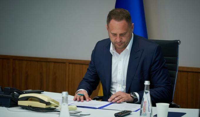 Україна звертається до білоруської влади щодо звільнення українських правозахисників і журналістів Рєуцького та Васильєва – Андрій Єрмак