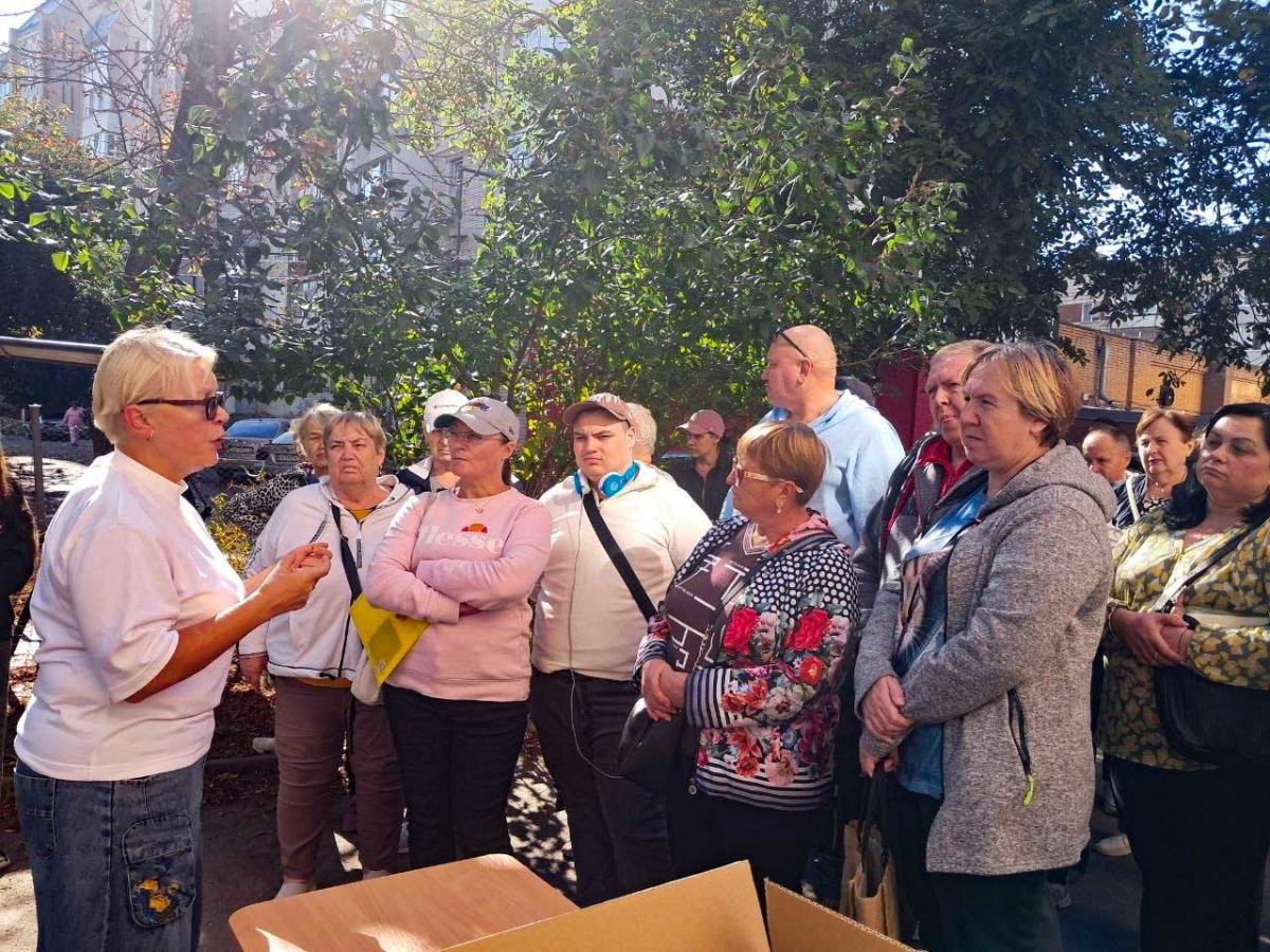 Департаментом соцзахисту проведено прийом для ВПО в Житомирі та Вінниці й видано гуманітарну допомогу