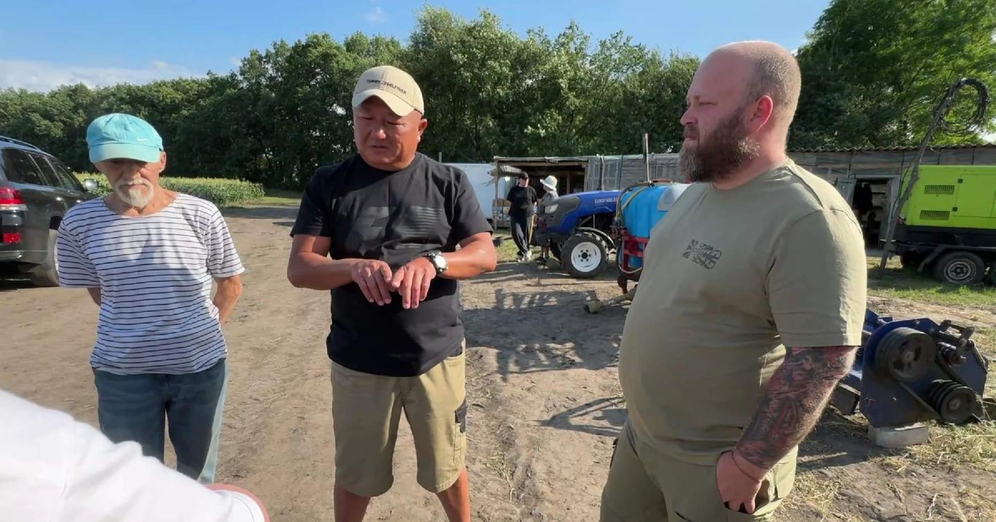 "Дуже важливо, щоб наші підприємці мали сталеву витримку, міць і віру, що ми обов'язково повернемось на Луганщину", - Олексій Харченко (відео) 