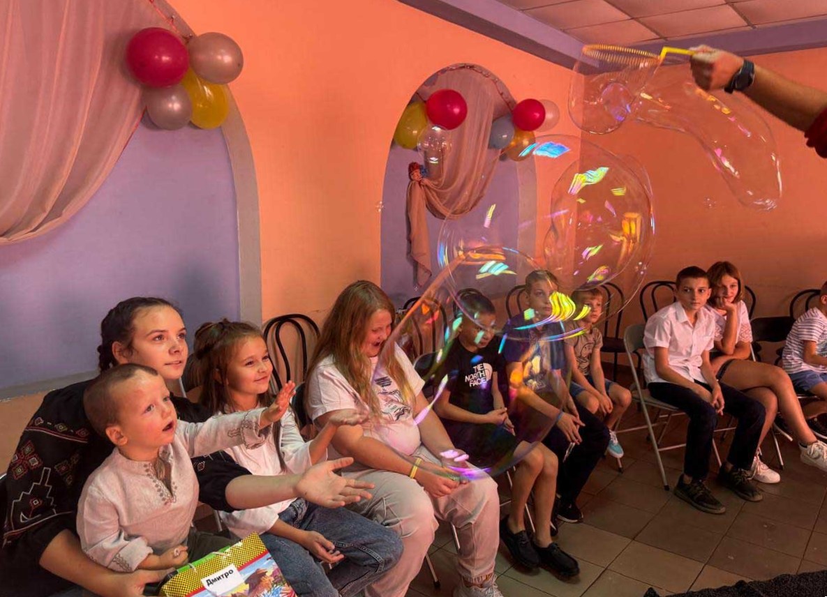 Дім там, де сім’я: понад 90 дітей з Луганщини знайшли родину за останні два роки