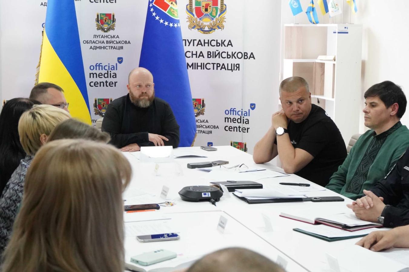 Підтримка підрозділів, що боронять Луганщину, буде посилена, - Олексій Харченко на засіданні  Ради оборони області