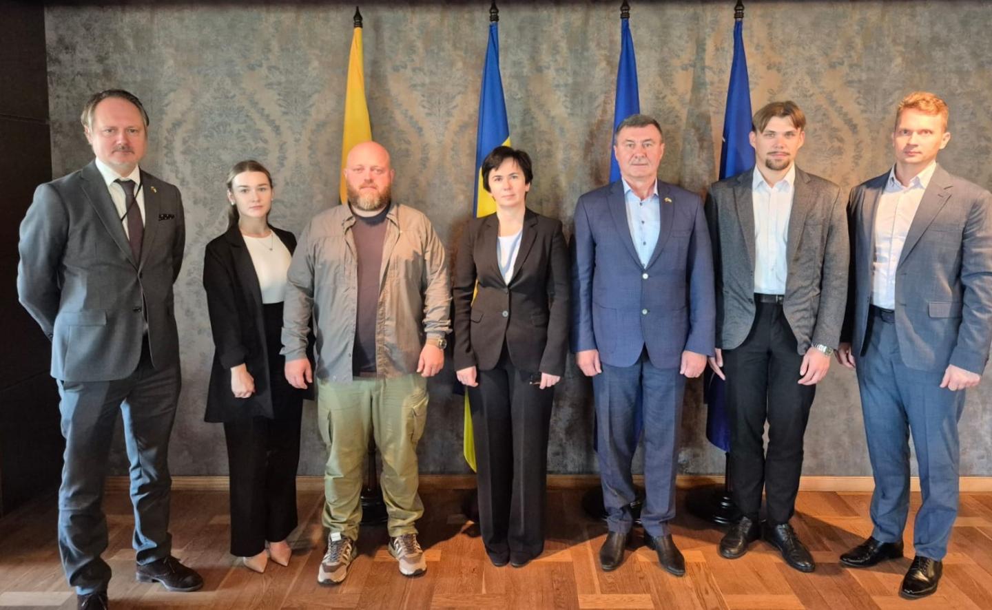 Підтримка ветеранів, ВПО, дітей з Луганщини –  перспективи розвитку зазначених напрямів Олексій  Харченко визначив із Послом Литовської Республіки в Україні