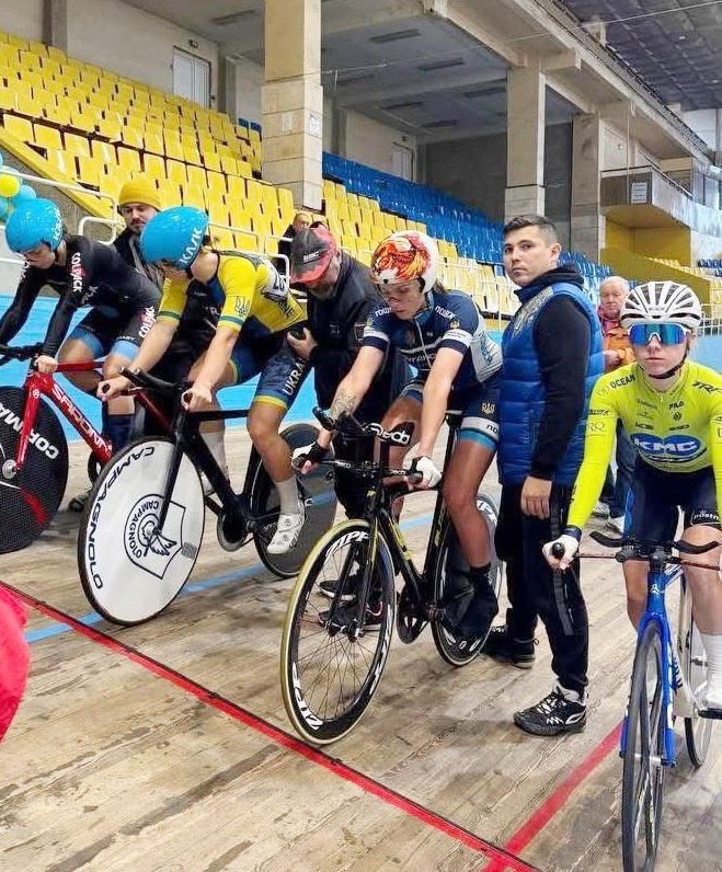 Дві срібла та бронза – здобуток луганських спортсменок на всеукраїнських змаганнях з велоспорту