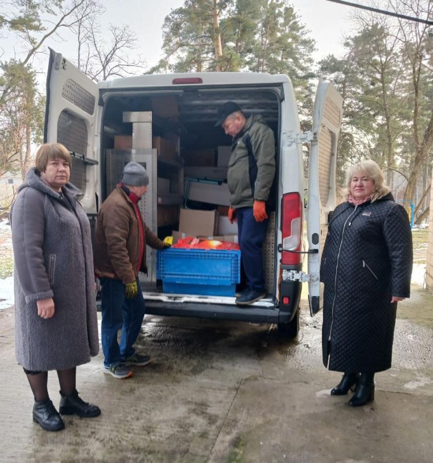 Попаснянська громада підтримала літніх переселенців Луганщини