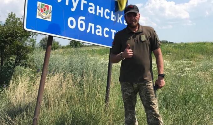 Під вогнем танків та мінометів – так роздається гуманітарна допомога в Невському, – волонтер Юрій Широков