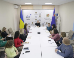 46 % працівників Луганської ОВА не подали щорічні декларації