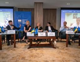 Будинки у сільській місцевості: Мінсоцполітики розширює житлові рішення для ВПО