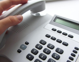 Держмолодьжитло запровадило телефонну «гарячу лінію»