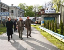Руслан Приходько відвідав реабілітаційний центр Лисичанської багатопрофільної лікарні у м. Дніпро та вшанував пам’ять загиблих Захисників Луганщини