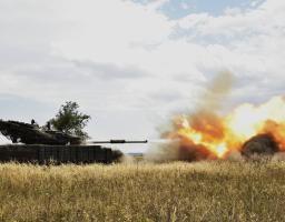 Низка міст "лнр" понад два тижні без води, у Сіверськодонецьку окупанти хочуть заробити на оренді чужих дач, росіяни атакували в бік Греківки