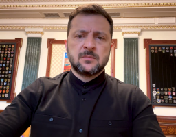 Запроваджуємо мораторій – заборону – на перевірки бізнесів і взагалі будь-яке втручання правоохоронних органів, контролюючих, різних державних структур у діяльність бізнесу – звернення Президента