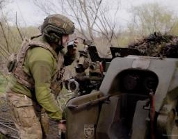 Із "лнр" масово їдуть на рф за пальним - на кордоні черги, ще одна з 79 - у Сіверськодонецьку демонтують багатоповерхівку, шість разів загарбники вдарили з мінометів на Луганщині