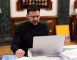 Продовжуємо готувати документи з Америкою щодо гарантій безпеки та відновлення – звернення Президента