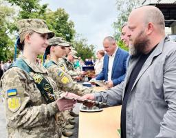 Усі 36 випускників Луганського обласного ліцею із посиленою військово-фізичною підготовкою планують вступити до військових вишів
