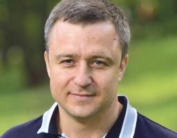 З 106 тисяч дітей, які навчаються в інтернатах, тільки 8 тисяч є сиротами та позбавленими опіки, - дитячий омбудсмен Кулеба.