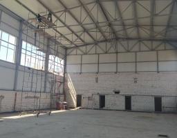 У Кремінній триває ремонт закладів освіти