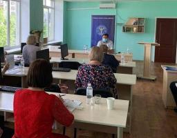 У першому півріччі міськими та районними центрами зайнятості Луганщини працевлаштовано понад 9,5 тисяч осіб 