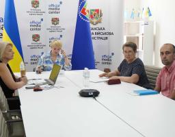 Допомога аграріям Луганщини, що релокувалися – теплиці, вертикальні ферми та точкове зрошення