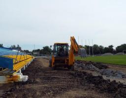 На стадіоні в Станиці Луганській будують поле для гри в міні-футбол