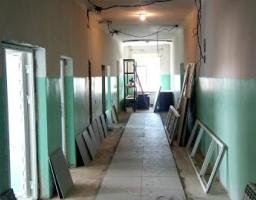 У Станично-Луганському районі триває ремонт лікарні