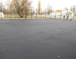 На стадіоні в Станиці Луганській облаштовують легкоатлетичні об’єкти