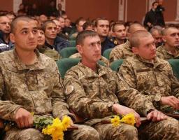 12 жовтня 2017 року на сцені Луганського обласного академічного українського музично-драматичного театру відбулись урочистості з нагоди Дня захисника України!