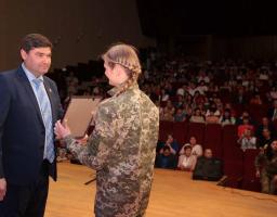 Медичні працівники Луганщини отримали вітання від облдержадміністрації з нагоди професійного свята