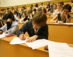 Студентці СНУ імені Володимира Даля призначено академічну стипендію Кабінету Міністрів України