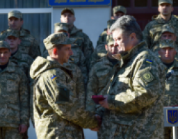 Президент вручив державні нагороди військовослужбовцям–учасникам АТО