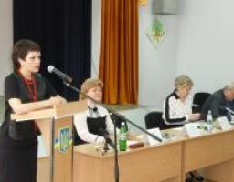 У Сєвєродонецьку педагоги області підбили підсумки роботи та обговорили особливості реформування освіти у 2016 році