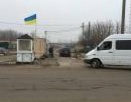 Клименко: «Існує загроза «віджаття» пункту пропуску в Міловому так званими «зеленими чоловічками»