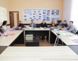 В облдержадміністрації відбувся спільний «круглий стіл» з питань додержання журналістської етики