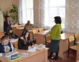Москаль виселить зі Щастинської школи-інтернату силовиків, через які заклад не може повноцінно функціонувати  Керівник області пообіцяв жорстко відреагувати на бездіяльність міської влади, яка не забезпечує нормальну роботу соціальних об’єктів