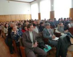 23.04.2013 Департаментом промышленности и энергосбережения облгосадминистрации проведено первое кустовое совещание в г. Первомайске по презентации Региональной программы развития внутриобластной кооперации на 2013-2017 гг.